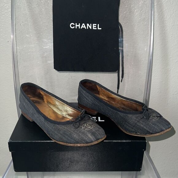 Chanel jeans ballerina flats, 37 1/2, serial#G25197X01175, limited edition - Picture 1 of 12